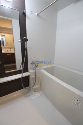 【浴室】 | サムティ江坂JuReve