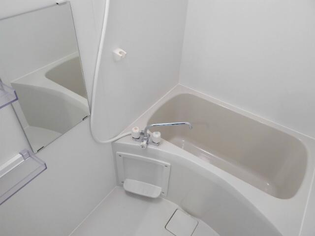 グランソレイユ大倉山の浴室