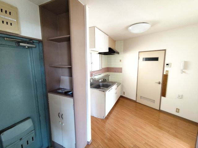 第2藤マンションの居間・リビング