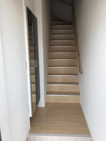 サンマロ上山口の内装|室内階段（イメージ）