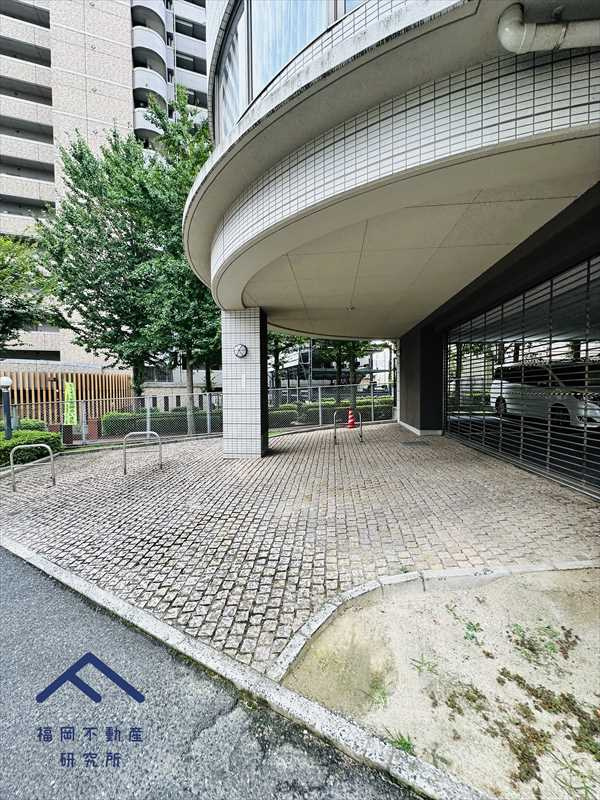 アクアサージュ大手町のエントランス