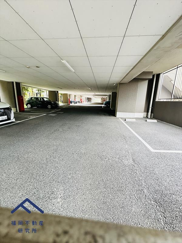 アクアサージュ大手町の駐車場