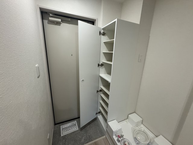 KEIAI RESIDENCE 松戸の玄関