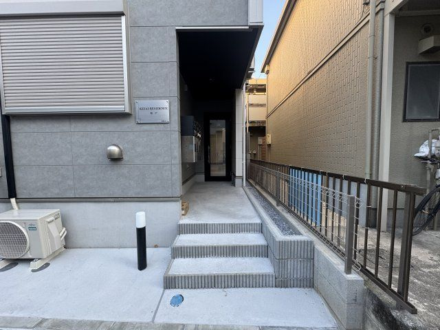 KEIAI RESIDENCE 松戸のエントランス