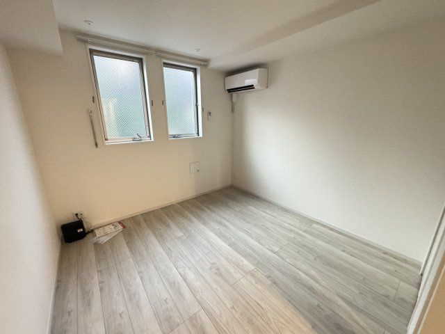 KEIAI RESIDENCE 松戸の居間・リビング