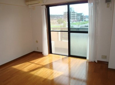 【居間・リビング】 | ウイングピュア壱番館