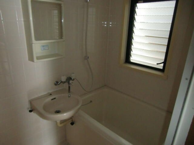 【浴室】 | 斉藤マンション | 日々の暮らしに欠かせないお風呂です