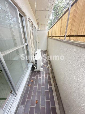 ゴールドクレスト垂水のバルコニー|落ち着いた時間を過ごせるバルコニーです