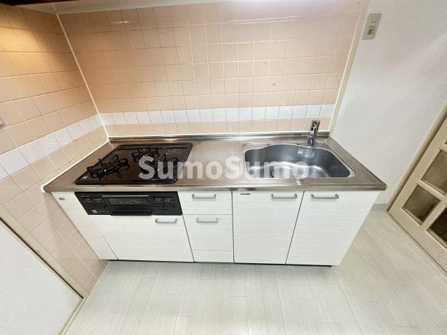 ゴールドクレスト垂水のキッチン|キッチンでお料理をお楽しみください