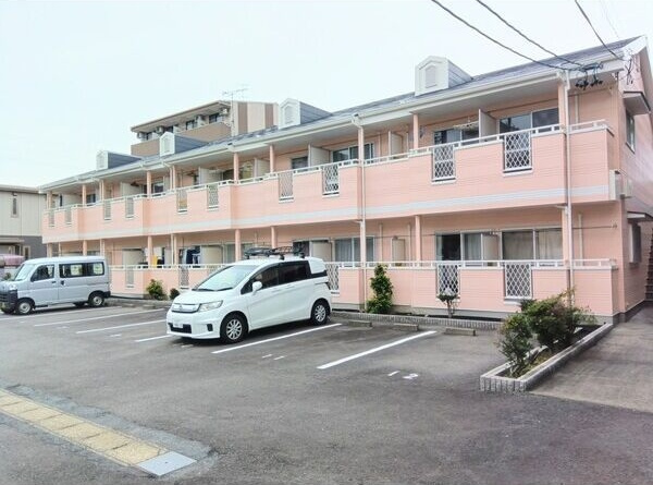 ロッキー正徳の外観|落ち着いた雰囲気の外観です