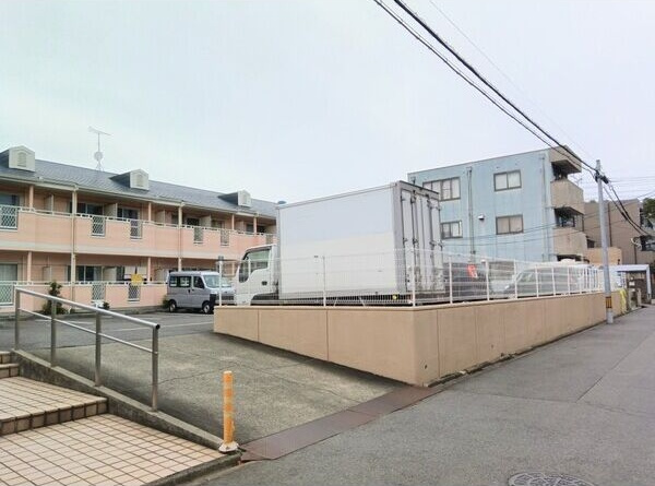 ロッキー正徳の駐車場|駐車場に車を止められます