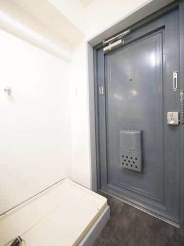 アリスメゾン新保の玄関|※写真は別の部屋のものです。