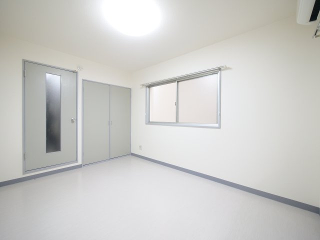 アリスメゾン新保の洋室|※写真は別の部屋のものです。