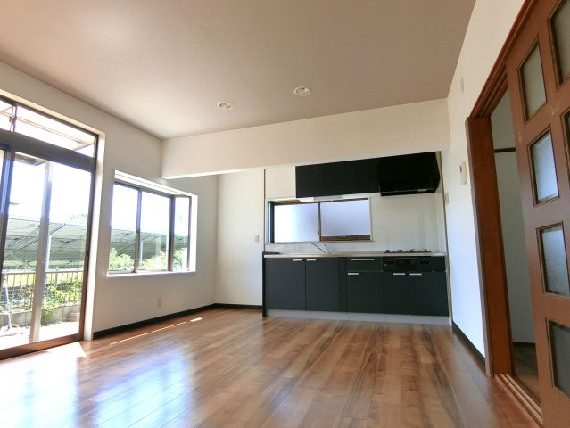 白子町八斗2418貸家の居間・リビング