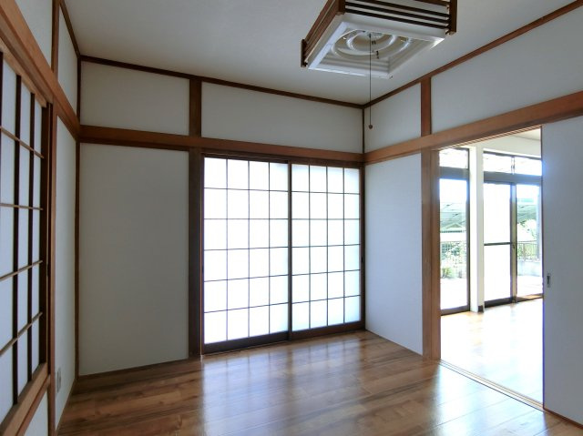 白子町八斗2418貸家の洋室