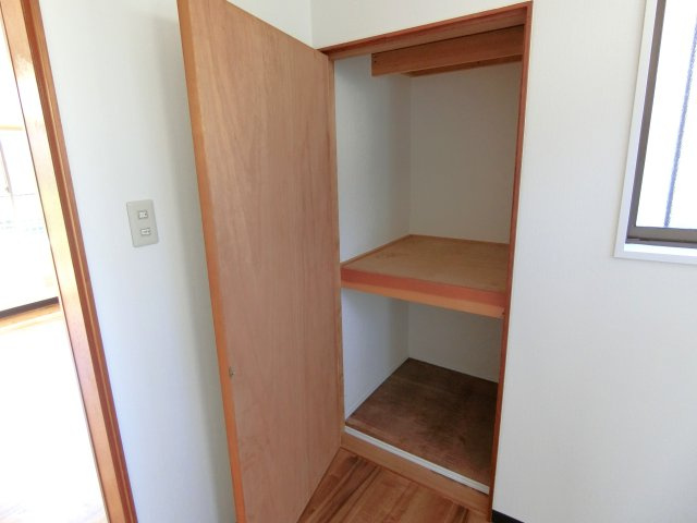 白子町八斗2418貸家の収納