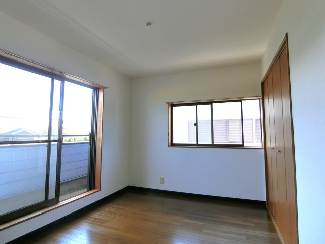 白子町八斗2418貸家の洋室