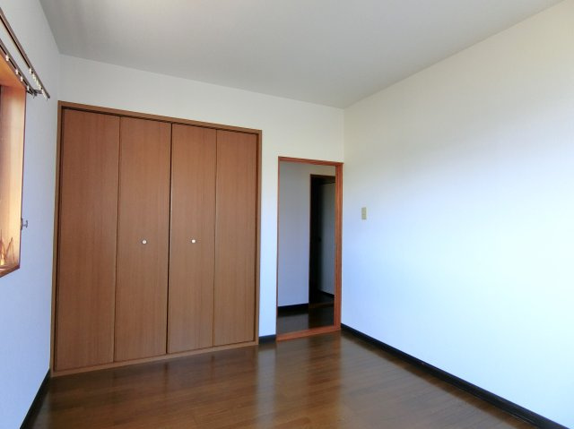 白子町八斗2418貸家の洋室
