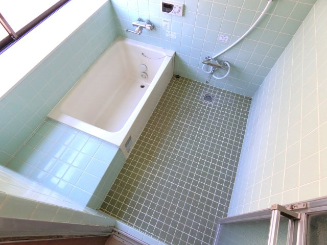 白子町八斗2418貸家の浴室