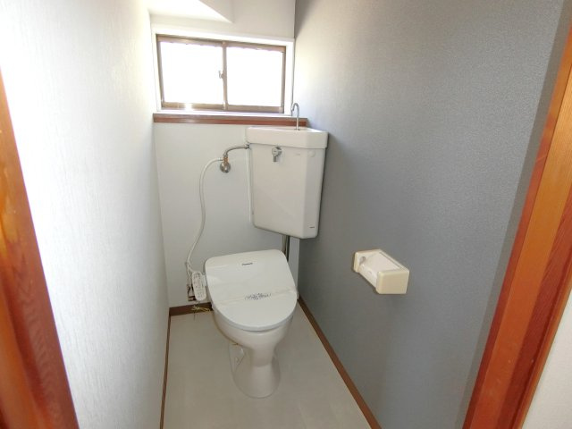 白子町八斗2418貸家のトイレ