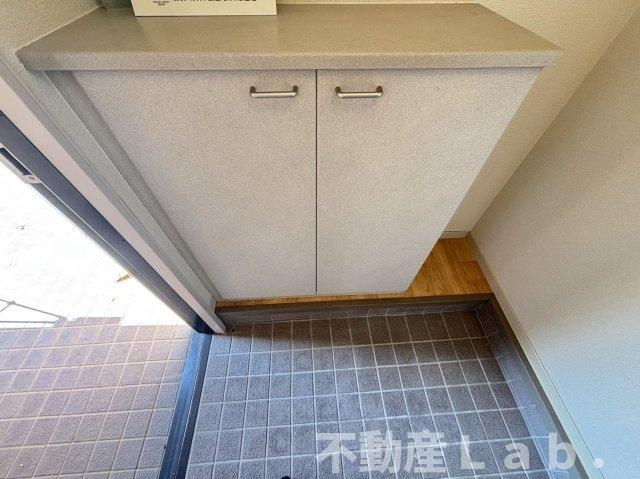 フォーレス華　B棟の玄関