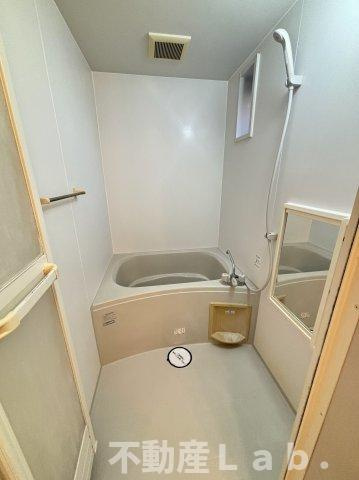 フォーレス華　B棟の浴室