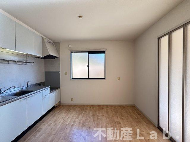 フォーレス華　B棟のキッチン