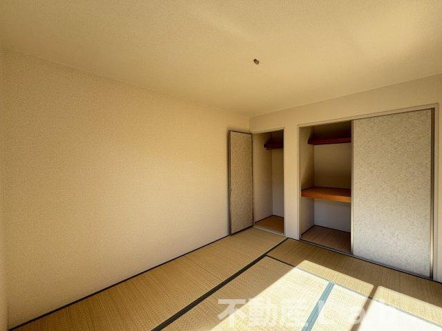 フォーレス華　B棟の和室