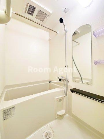 ディアレイシャス上前津の浴室