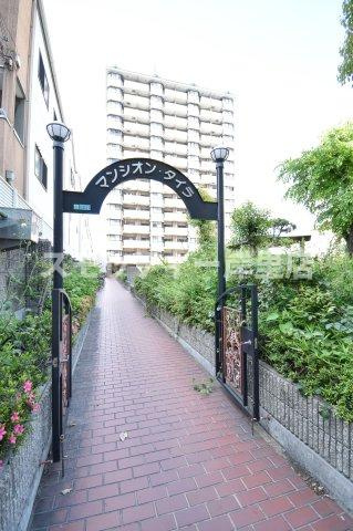 マンシオン・タイラのエントランス