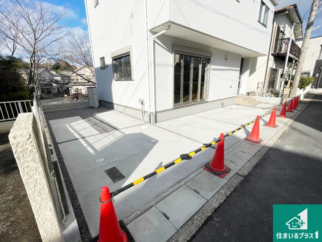 大津市千町　第1期　新築一戸建ての駐車場|駐車スペース！散水栓があるので、こまめに愛車を洗えます！