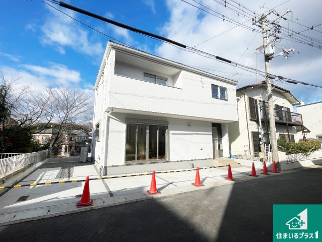 大津市千町　第1期　新築一戸建ての外観|現在建築中！落ち着いた街並みで新生活を始めることが出来そう！周辺の物件も併せてご紹介させて頂きます！