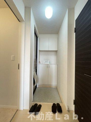 スリーゼ　Ⅰ棟の玄関