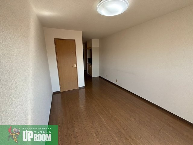 メゾン勝川の居間・リビング