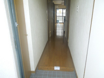 【玄関】 | メゾン・ラセーヌ・