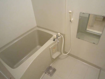 【浴室】 | アンプルール B棟 | 落ち着いた空間のお風呂です