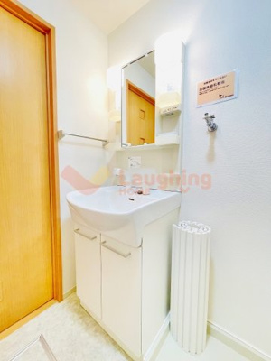 【洗面所】 | アンプルール B棟 | 使いやすい洗面所です