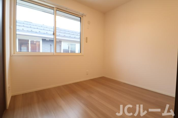 ノーブルスクエア Bの寝室