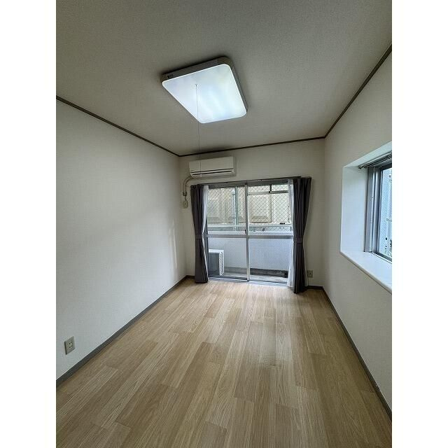 メゾン・ド・ラポールの居間・リビング