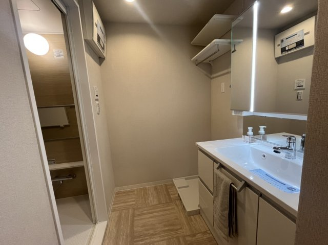 【独立洗面台】ライオンズステーションプラザ津々美 