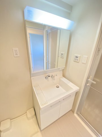 【独立洗面台】