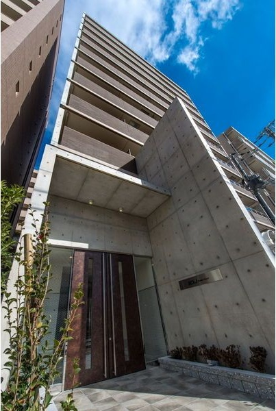 MDI.J Esaka Courtの外観