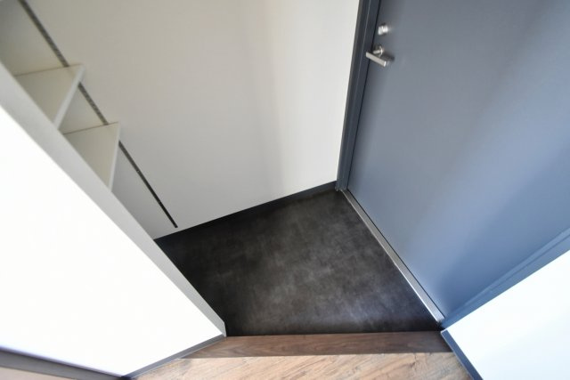 Victoire久寿川の玄関