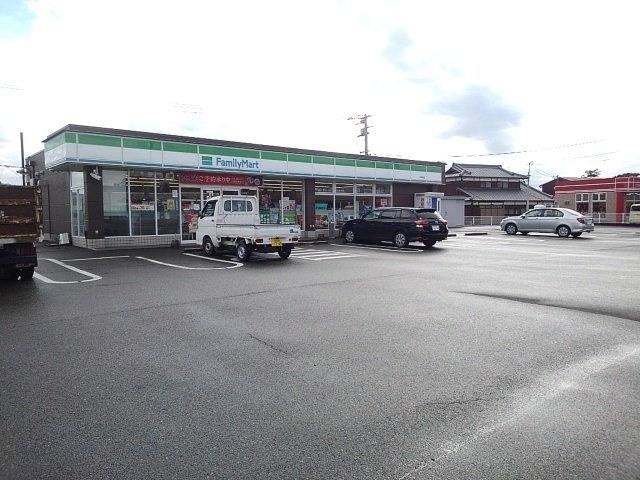 ハートホームズ壱番館の周辺|ファミリーマート八女龍ケ原店まで600m
