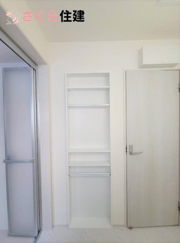 千渡第8期　　3号棟の収納|脱衣所には作り付けの収納がありタオル等の収納にピッタリです♪