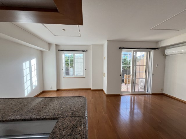 ソル　デル　フリオ　Ｂの居間・リビング