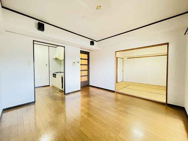 【居間・リビング】 | 朝日プラザ筑紫野プティックス | 10階、約64平米の3LDK。リフォームがおススメです