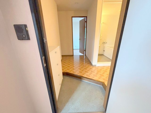 メゾン三和ドライの玄関