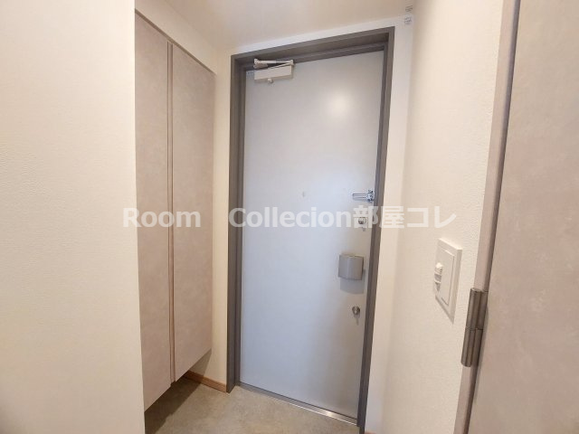 名古屋市中村区畑江通４丁目の賃貸マンションの玄関