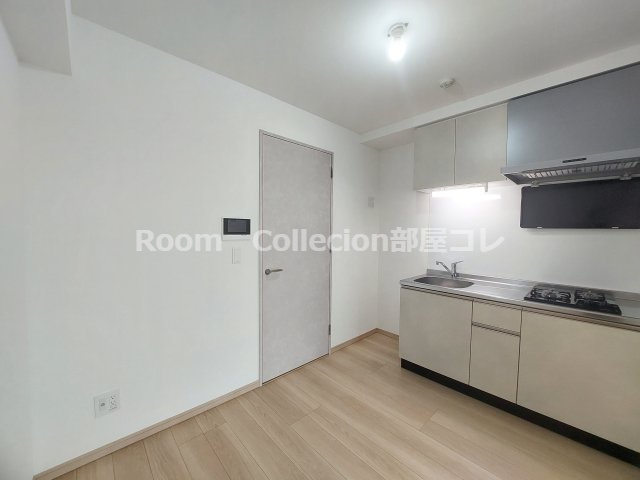 名古屋市中村区畑江通４丁目の賃貸マンションの居間・リビング